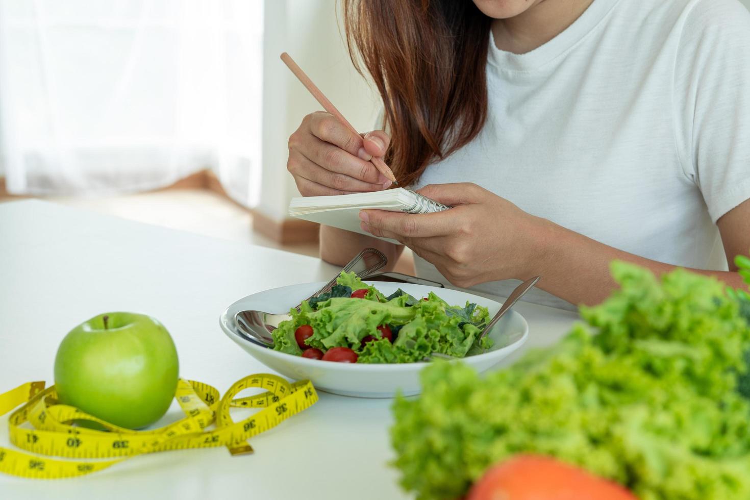 7 Rekomendasi Pola Diet yang Aman Buat Remaja